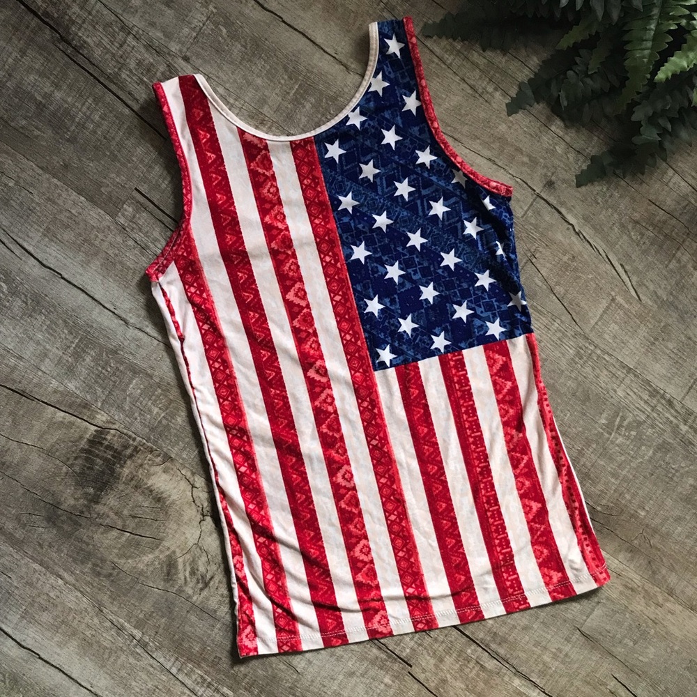 💙💙Boutique American Flag Tank - Picture 5 of 8
